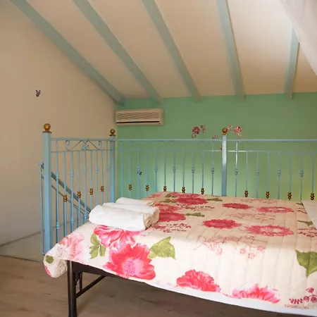 Lägenhetshotell Villa Eleni Holiday Resort 4' Walk To Beach With Pool - Ideal For Families And Couples 4*