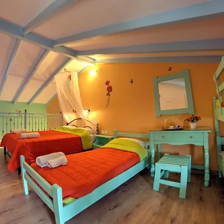 Lägenhetshotell Villa Eleni Holiday Resort 4' Walk To Beach With Pool - Ideal For Families And Couples 4*