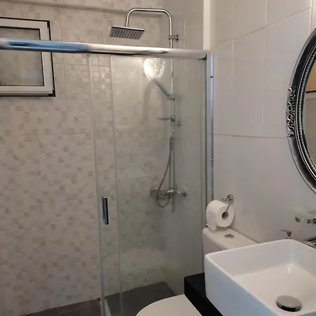 Апарт-отель Villa Eleni Holidays Resort - With Pool Near The Beach 4*