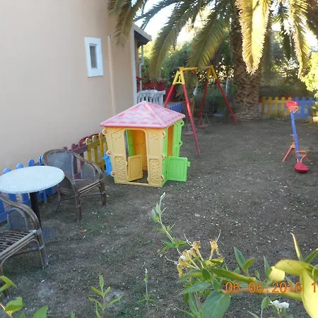 Aparthotel Eleni Holidays With Swimming Pool, Sidari Corfu Sidari (Corfu)