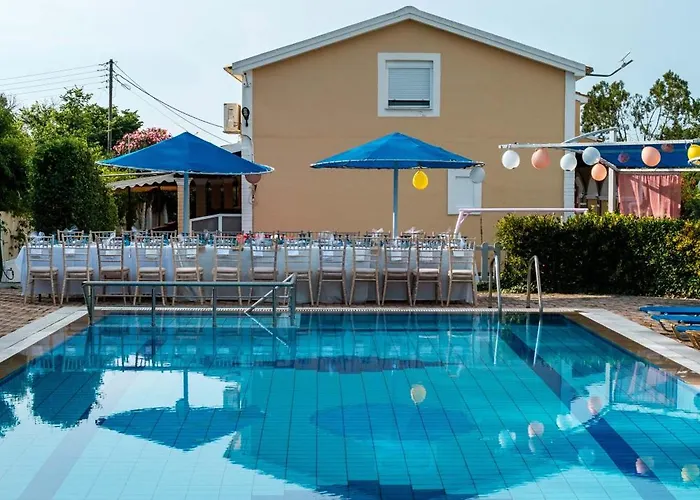 Lägenhetshotell Villa Eleni Holiday Resort 4' Walk To Beach With Pool - Ideal For Families And Couples