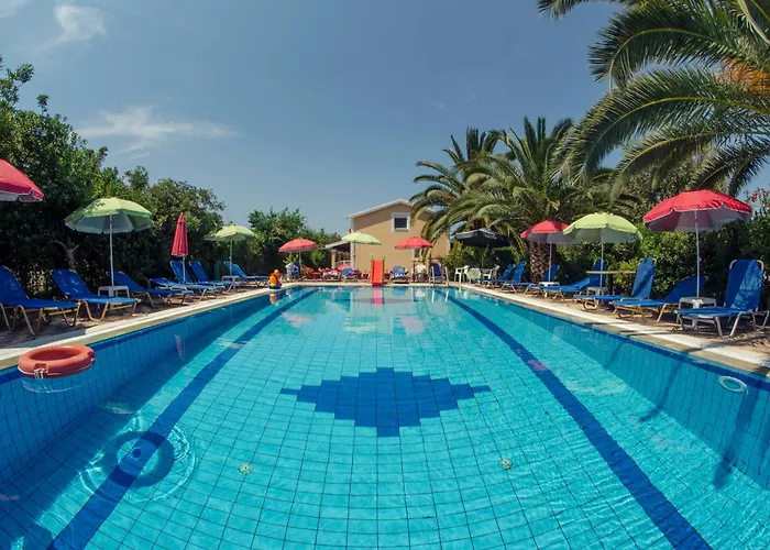 Lägenhetshotell Villa Eleni Holiday Resort 4' Walk To Beach With Pool - Ideal For Families And Couples 4*