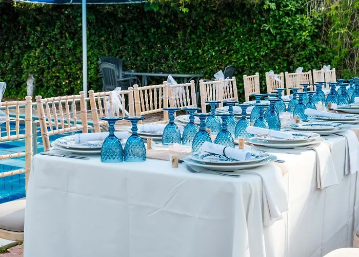 Villa Eleni Holiday Resort 4' Walk To Beach With Pool - Ideal For Families And Couples Lägenhetshotell Sidárion
