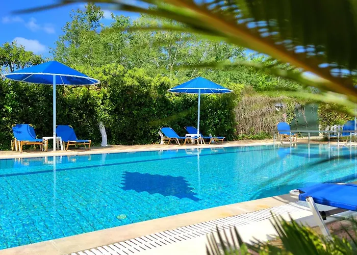 Villa Eleni Holiday Resort 4' Walk To Beach With Pool - Ideal For Families And Couples Sidárion