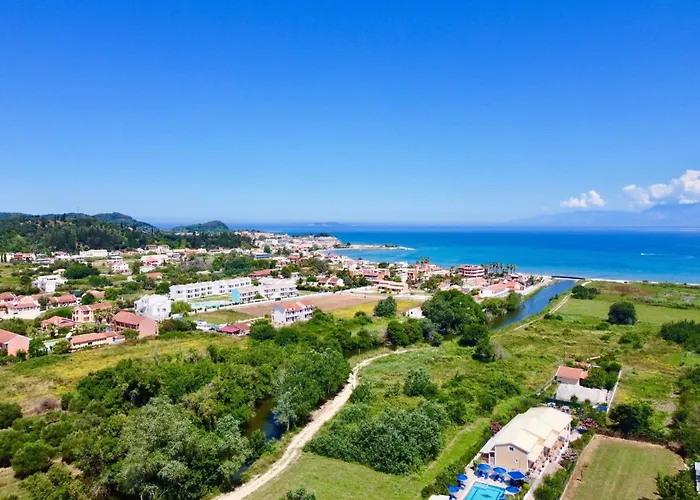 Villa Eleni Holiday Resort 4' Walk To Beach With Pool - Ideal For Families And Couples Lägenhetshotell