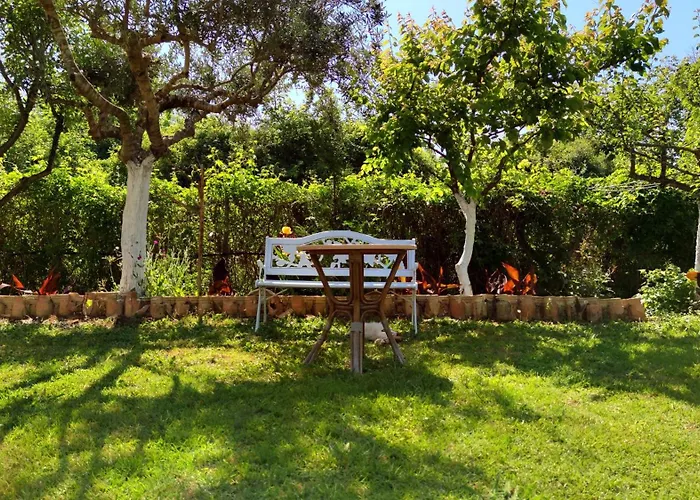 Villa Eleni Holiday Resort 4' Walk To Beach With Pool - Ideal For Families And Couples Sidárion
