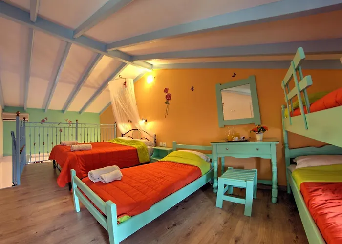 Lägenhetshotell Villa Eleni Holiday Resort 4' Walk To Beach With Pool - Ideal For Families And Couples 4*