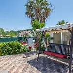 Villa Eleni Holiday Resort 4' Walk To Beach With Pool - Ideal For Families And Couples