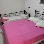 Villa Eleni Holiday Resort 4' Walk To Beach With Pool - Ideal For Families And Couples