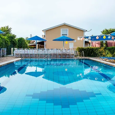 Villa Eleni Holidays Resort - With Pool Near The Beach Lägenhetshotell 4*