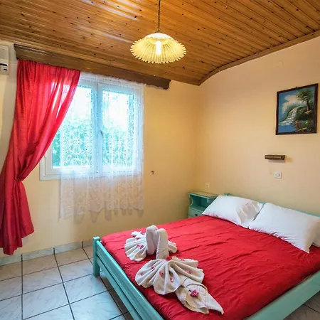 Eleni Holidays - With Pool Near The 4*
