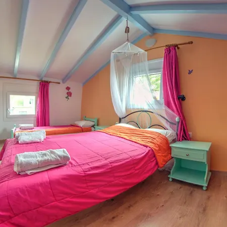 Aparthotel Eleni Holidays - With Pool Near The