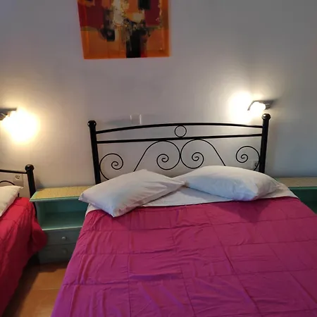 Apartahotel Eleni Holidays - With Pool Near The 4*