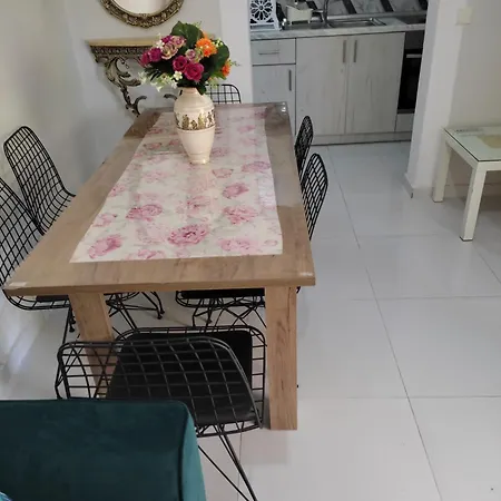 Eleni Holidays - With Pool Near The Apartmanhotel 4*