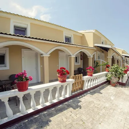 Eleni Holidays - With Pool Near The 4*