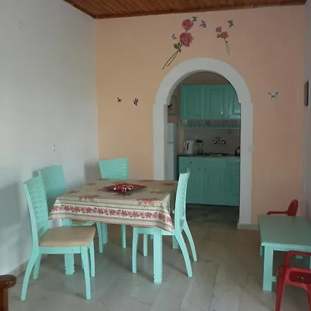 Eleni Holidays - With Pool Near The