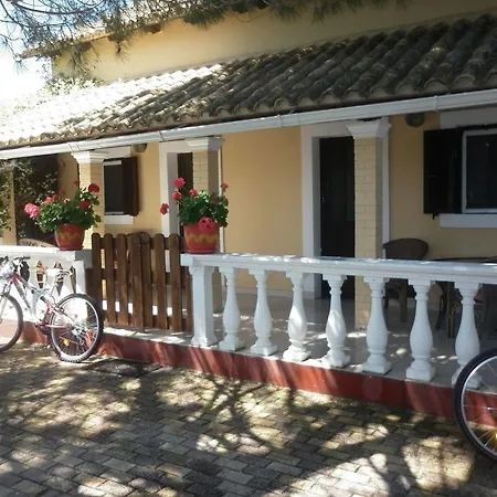 Apartmanhotel Eleni Holidays - With Pool Near The Szidári